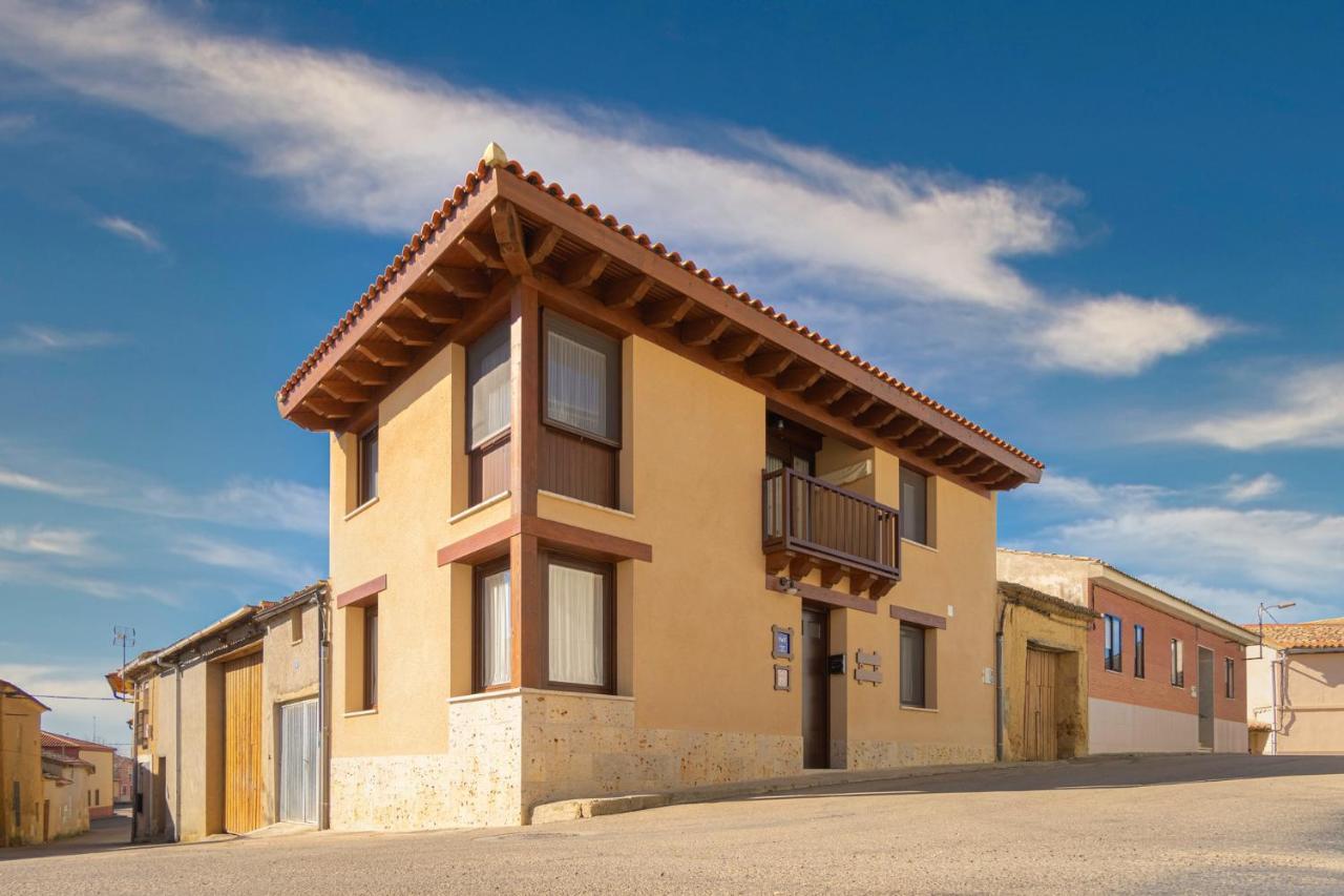 Maison d'hôtes Casa Calero à Vezdemarban Extérieur photo