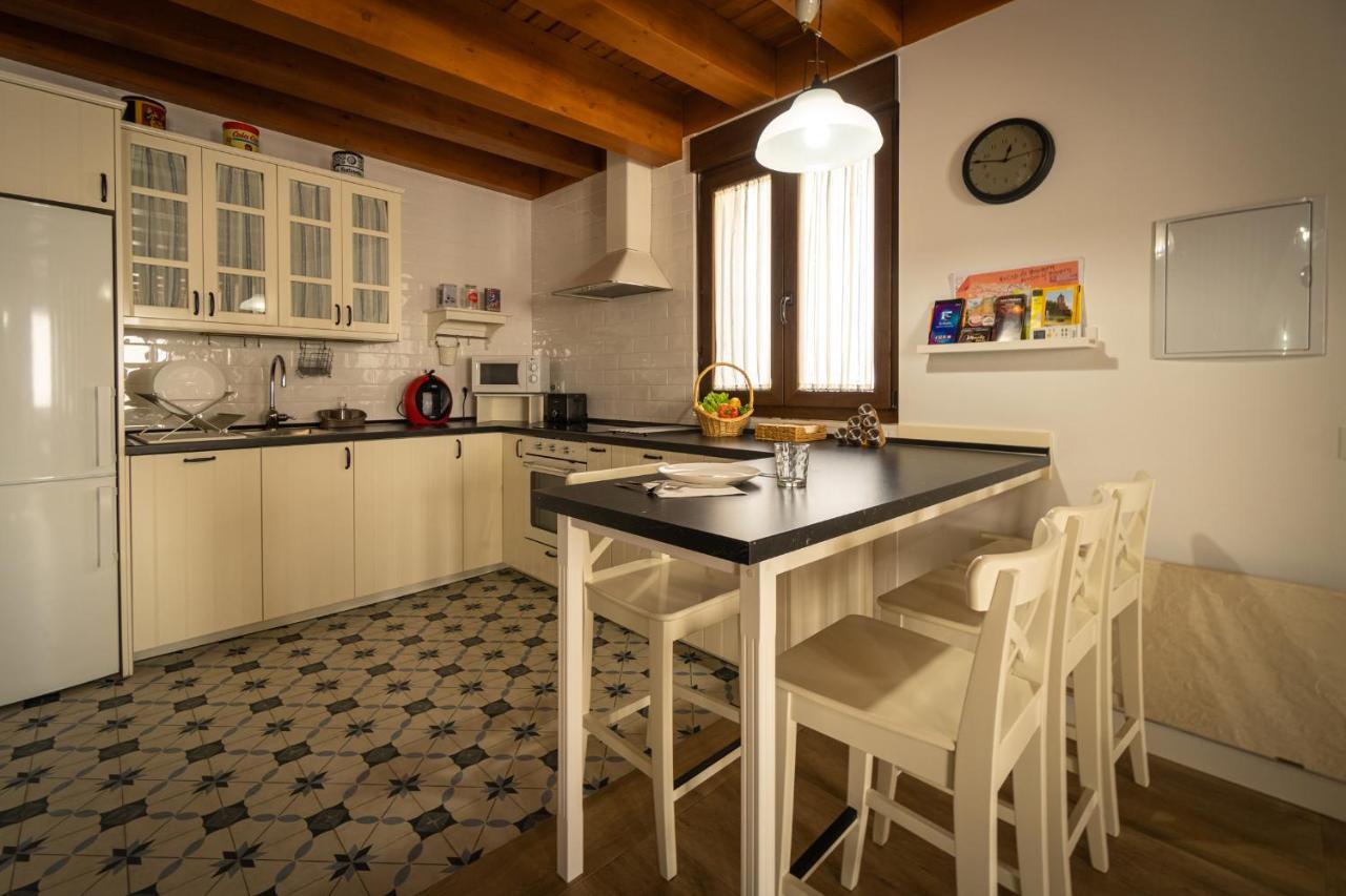 Maison d'hôtes Casa Calero à Vezdemarban Extérieur photo