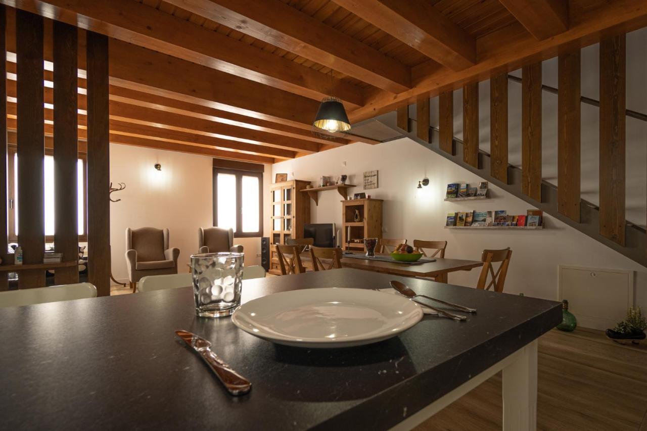 Maison d'hôtes Casa Calero à Vezdemarban Extérieur photo