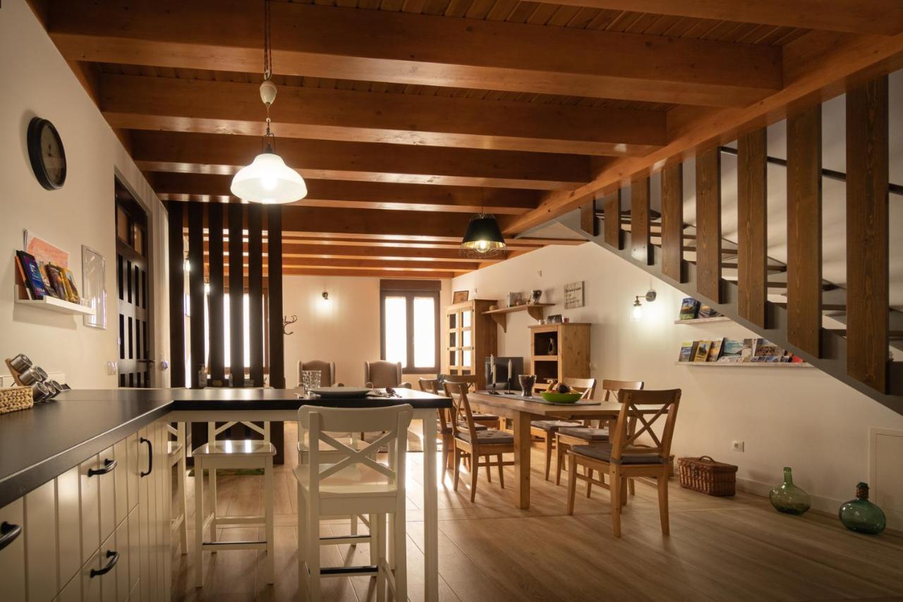 Maison d'hôtes Casa Calero à Vezdemarban Extérieur photo